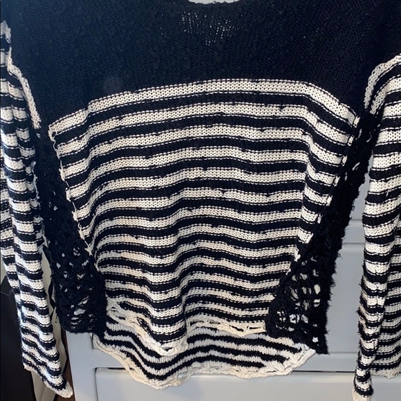 Sweater - Picture 2 of 2